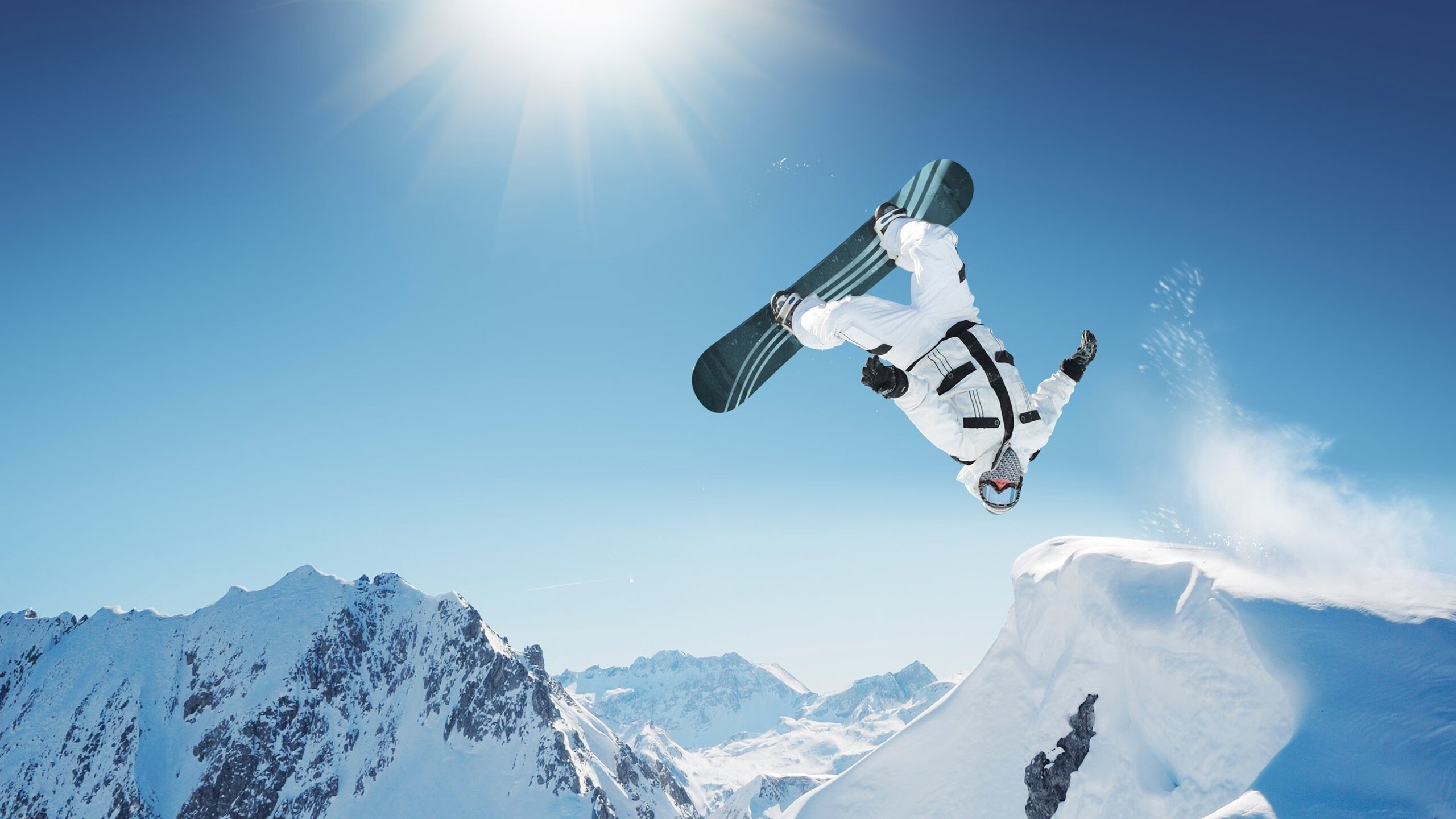 伦纳德存在感拉满，黄蜂绝杀魔术，当沉默的利刃划破喧嚣