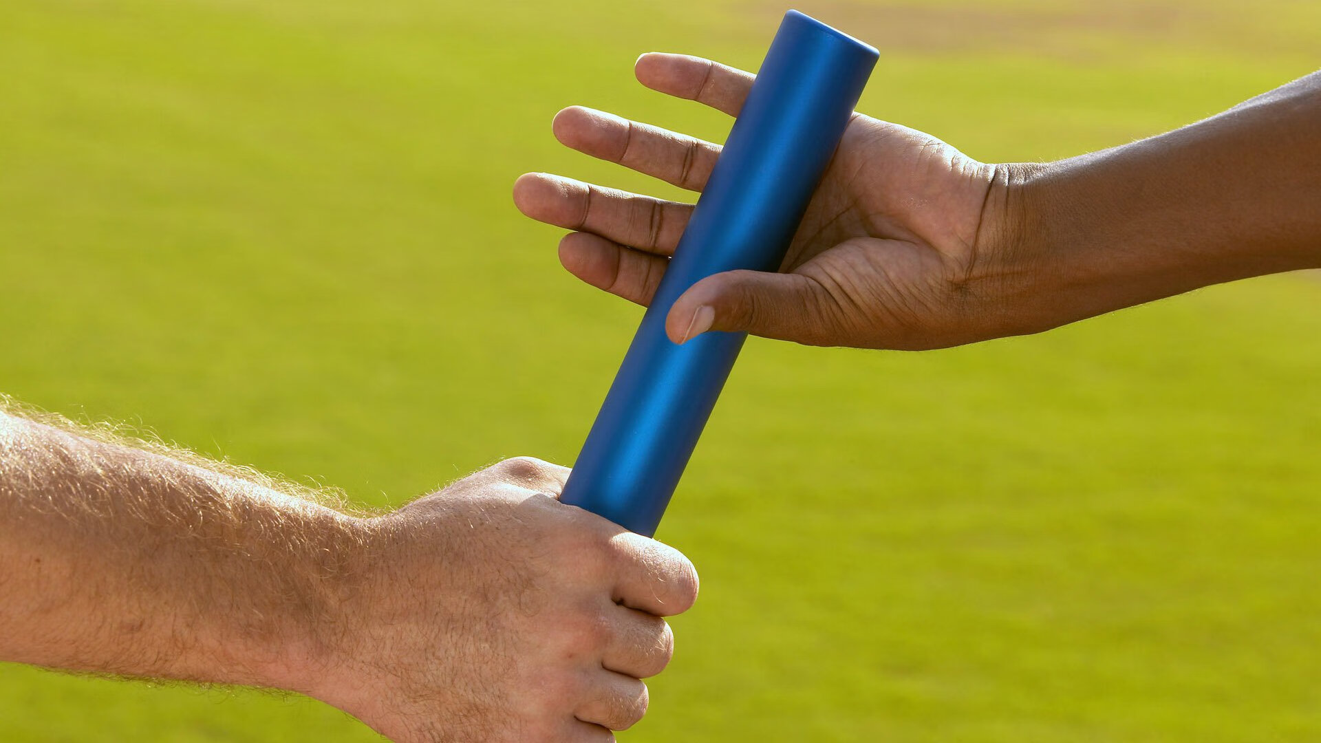 生死战逆转与赛道争锋，韩国足球的坚韧与特奥的F1统治时刻